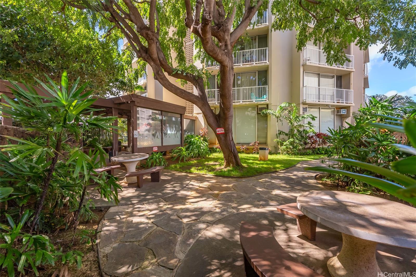750 Amana Street  Unit 907