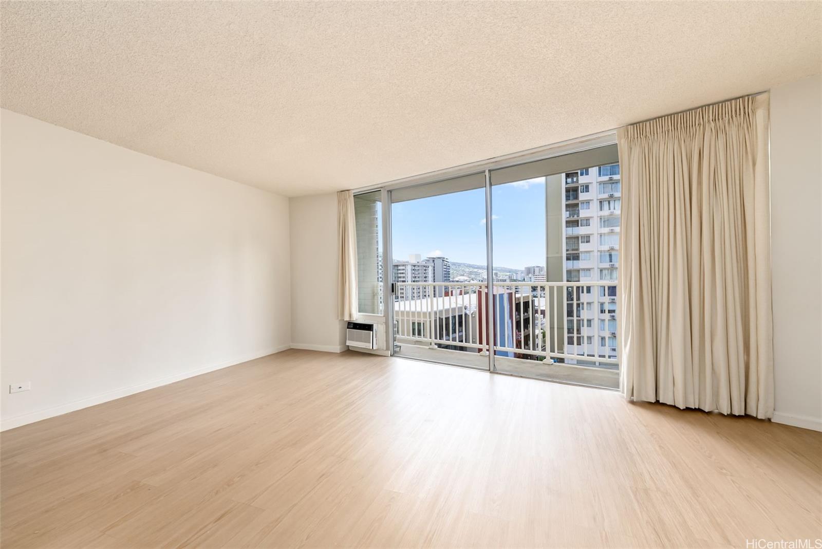 750 Amana Street  Unit 907