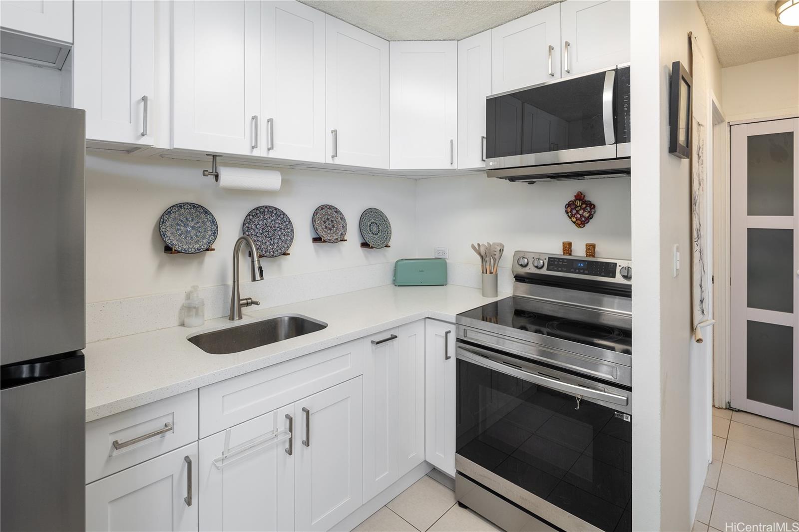 3151 Monsarrat Avenue  Unit 502