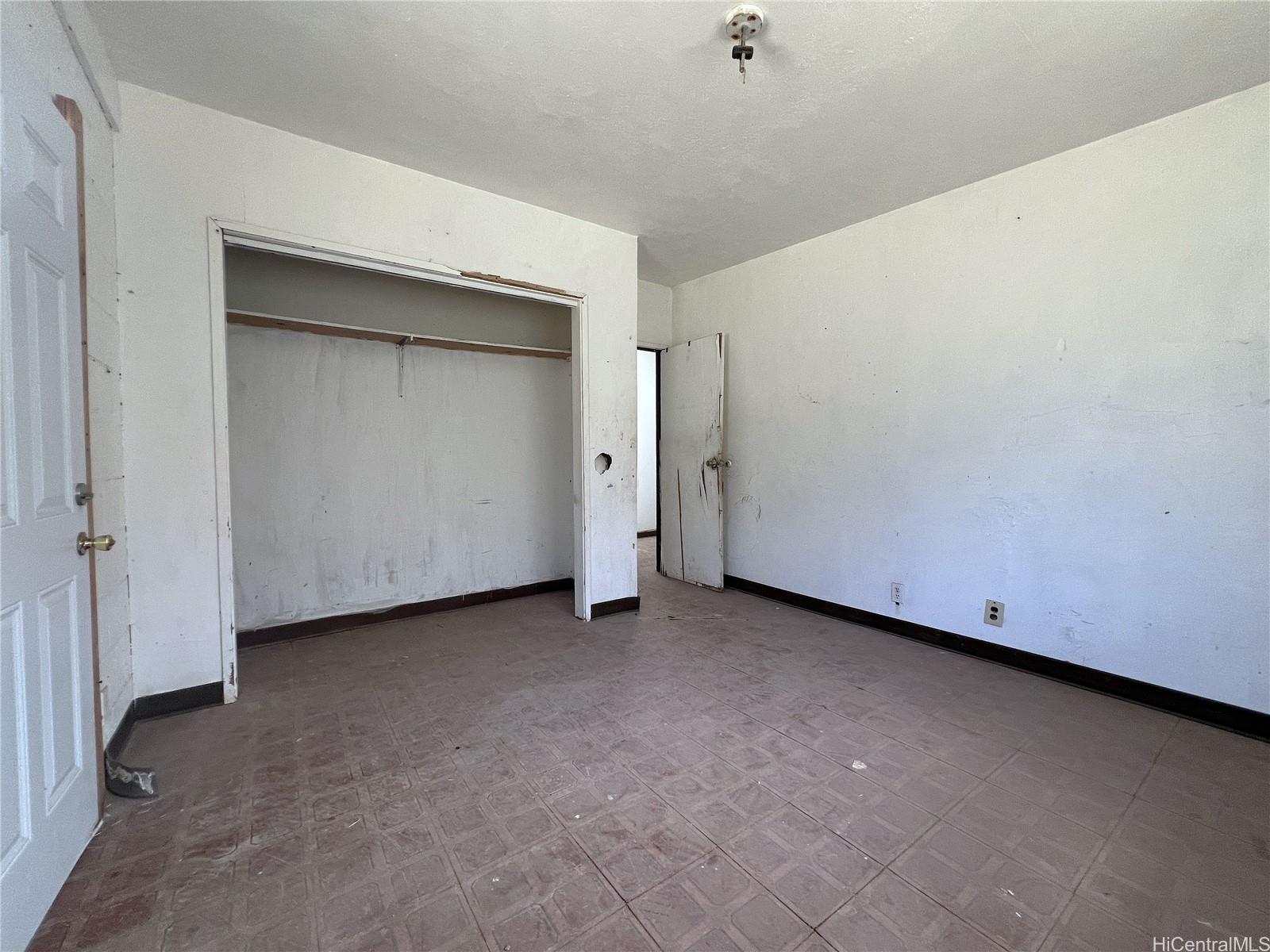 87-1486 Akowai Road