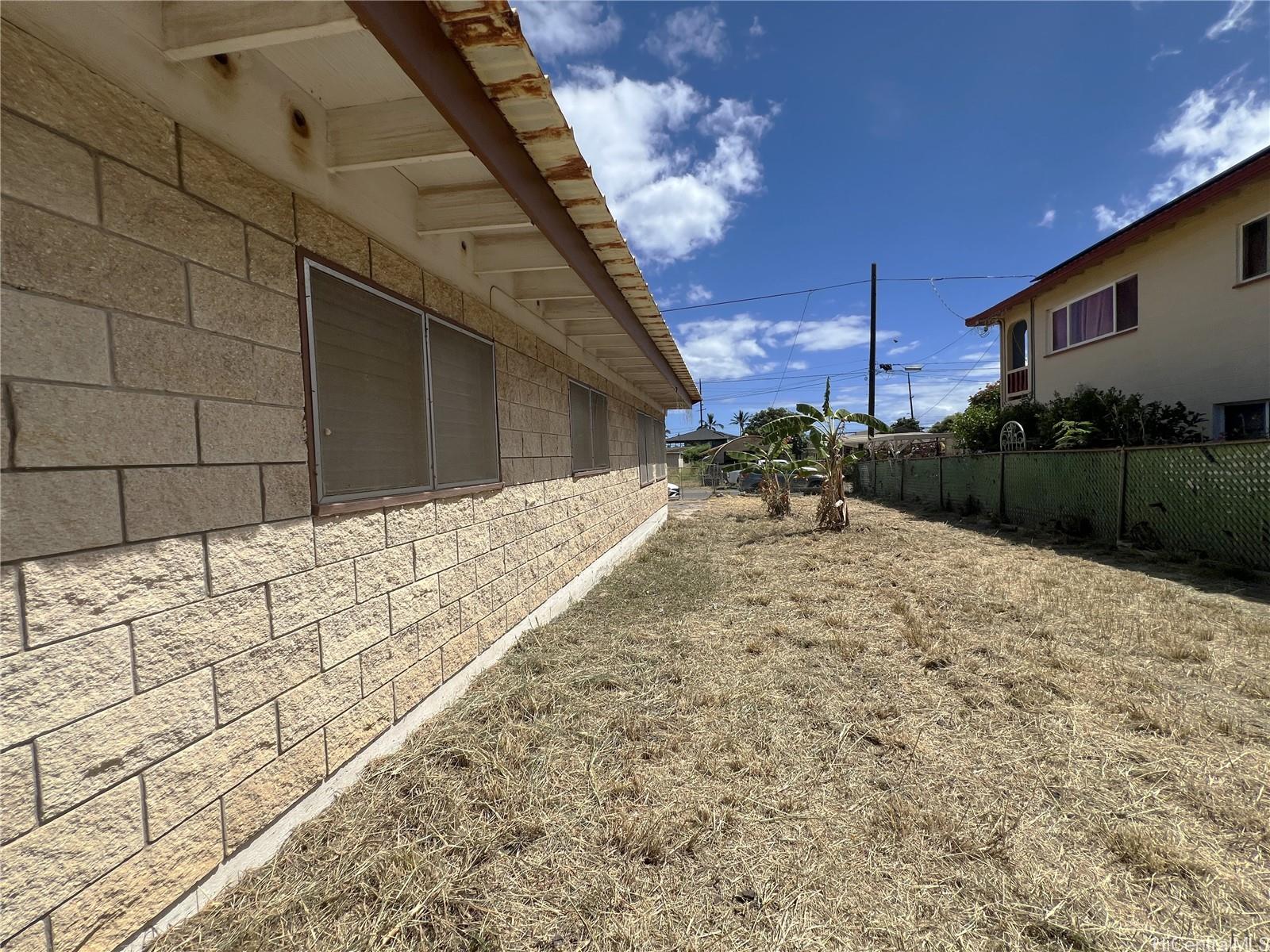 87-1486 Akowai Road