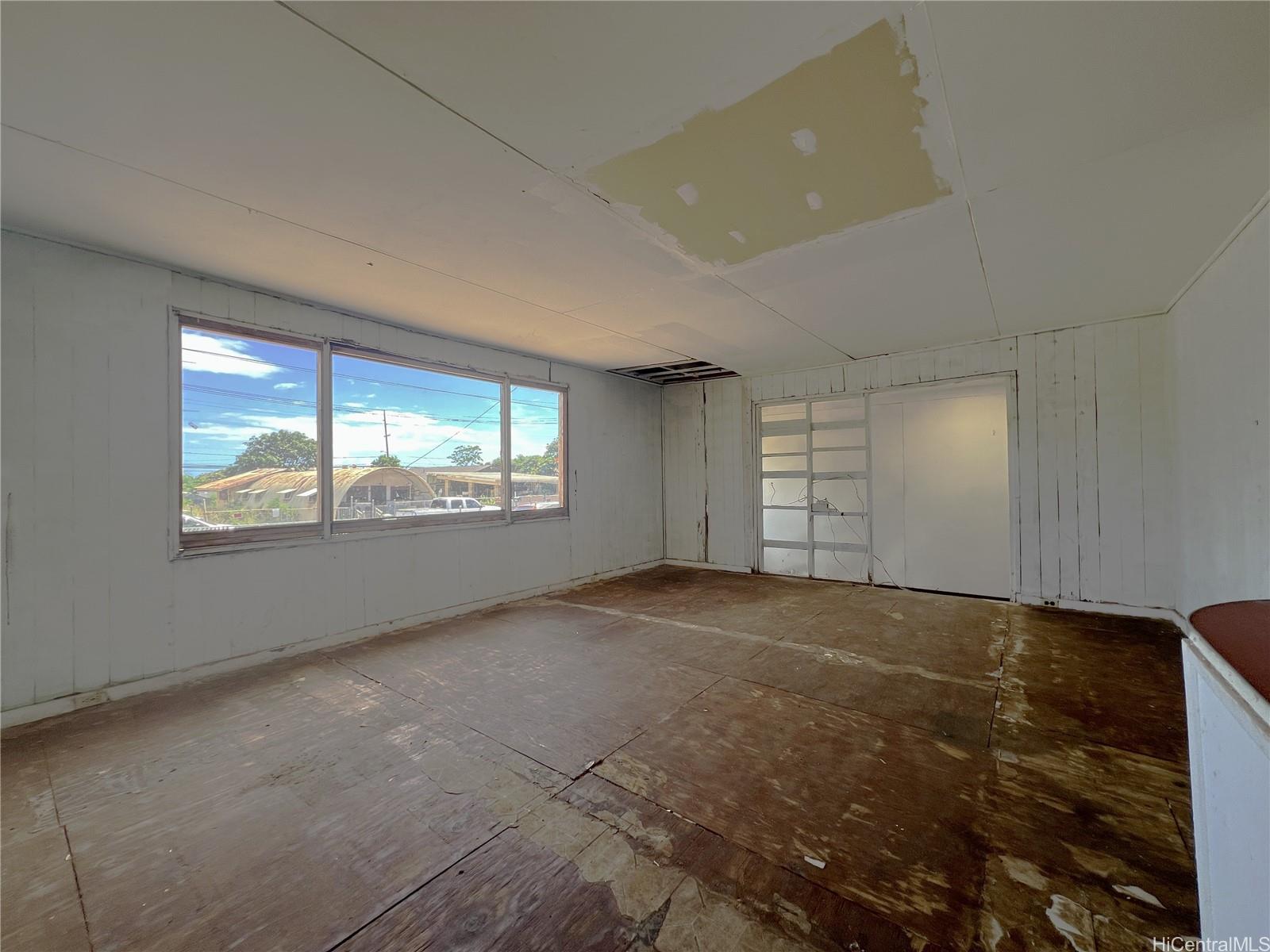 87-1486 Akowai Road