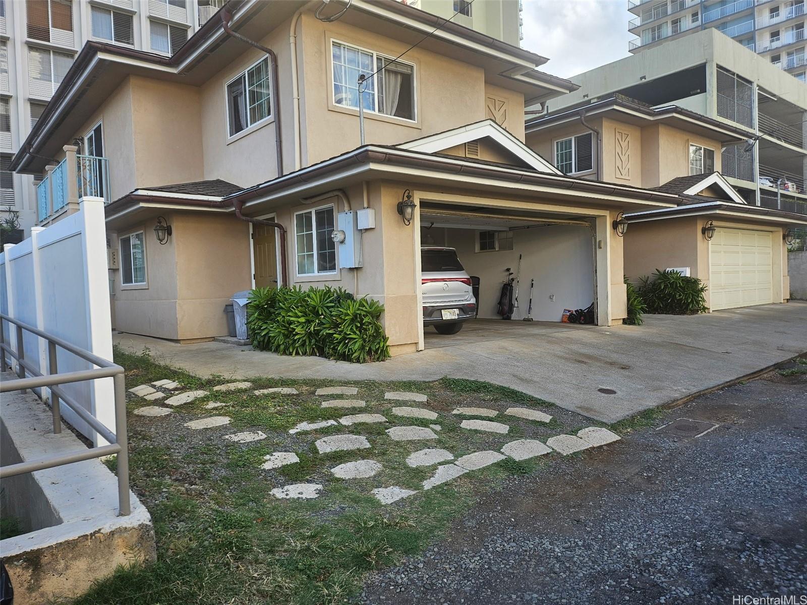1550 Davenport Place