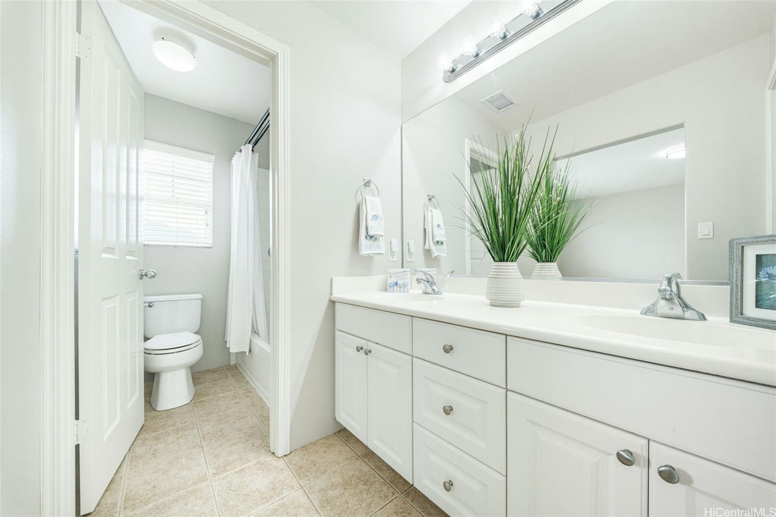 91-2021 Kaioli Street  Unit 3302