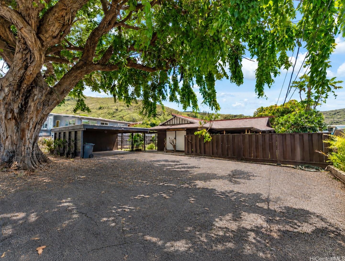313 Anolani Street
