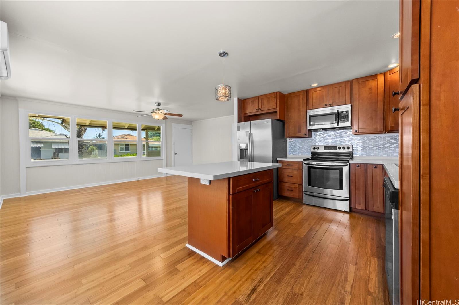 739 Kahoa Drive