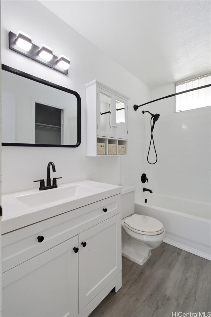 95-009 Waikalani Drive  Unit A209