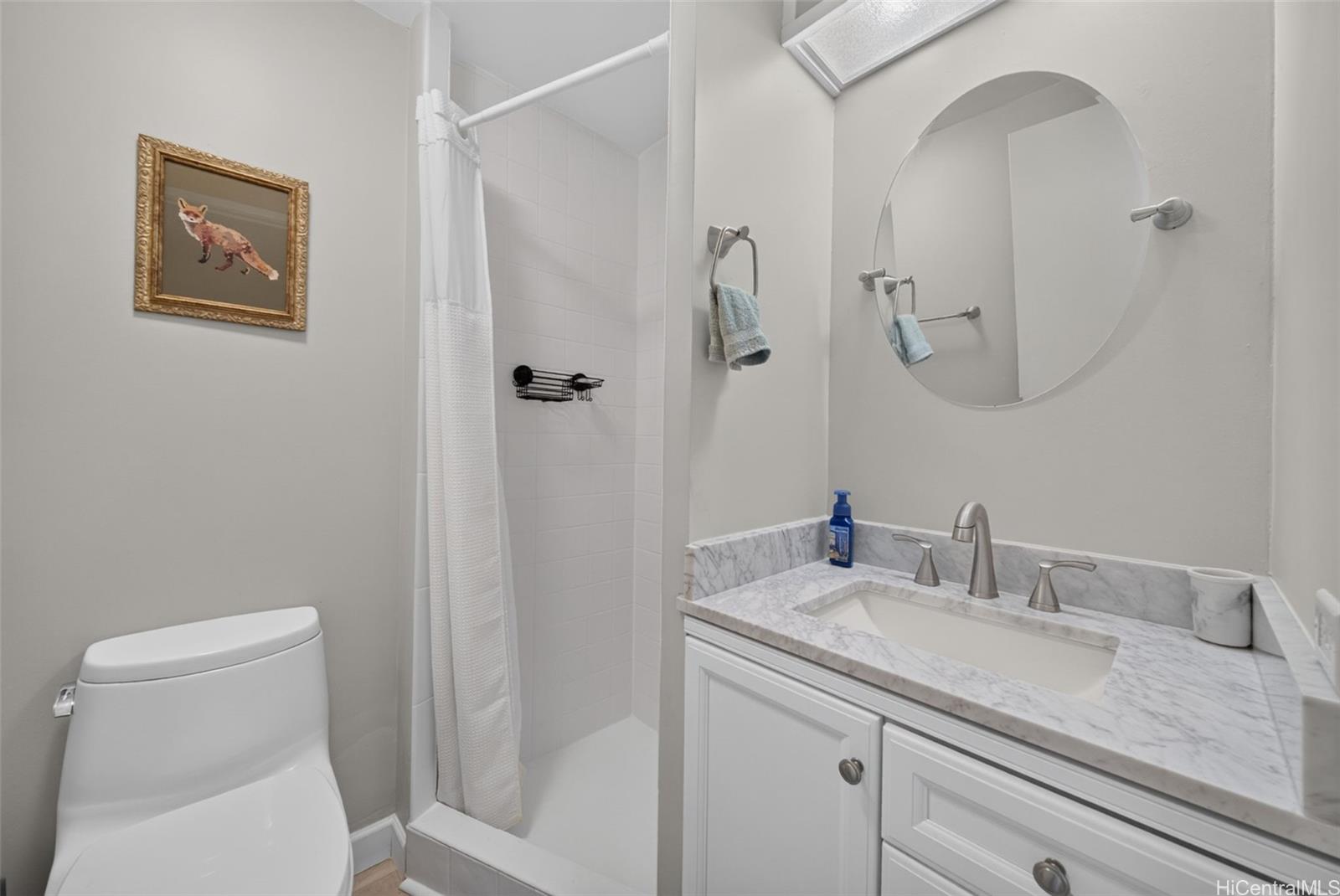 225 Queen Street  Unit 9G
