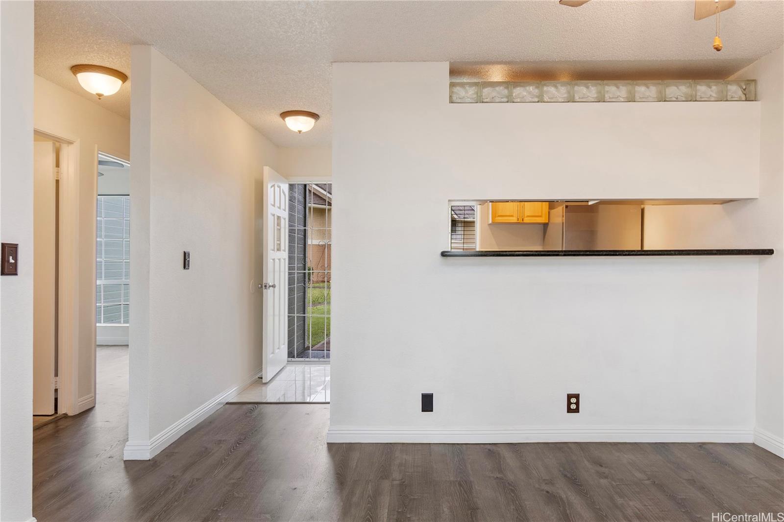 94-1451 Waipio Uka Street  Unit L106