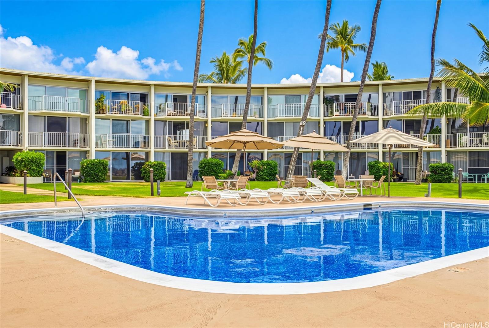 87-561 Farrington Highway  Unit 216