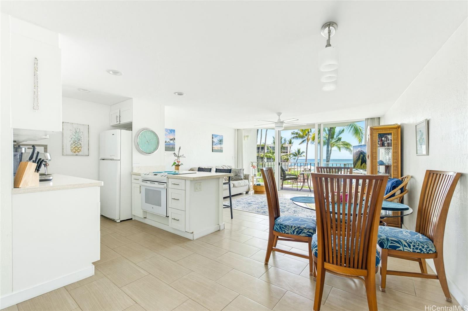 87-561 Farrington Highway  Unit 216