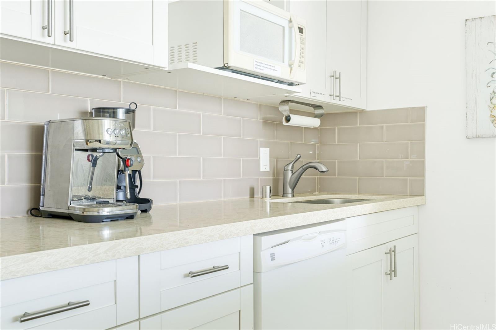 87-561 Farrington Highway  Unit 216