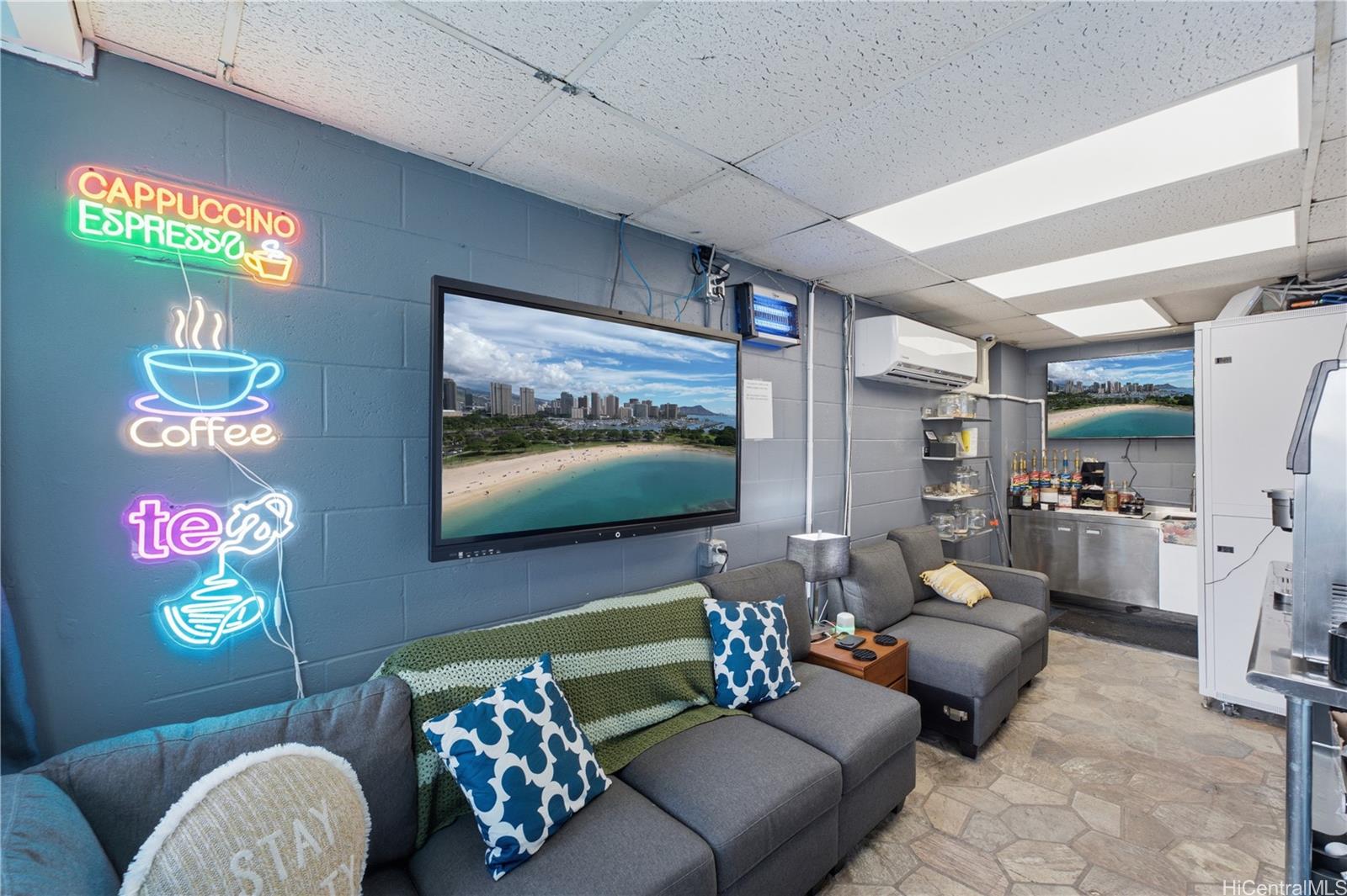 84-965 Farrington Highway  Unit B312
