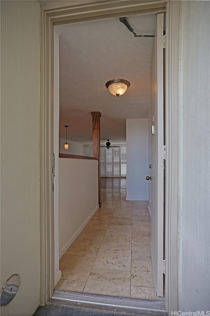 Photo 3 of 25