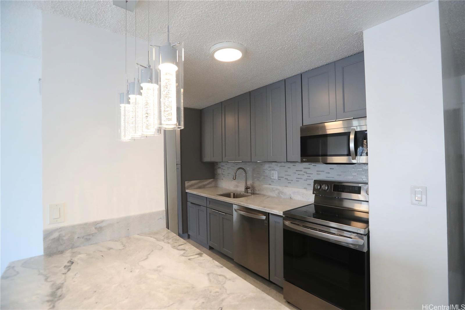 225 KAIULANI Avenue 1506