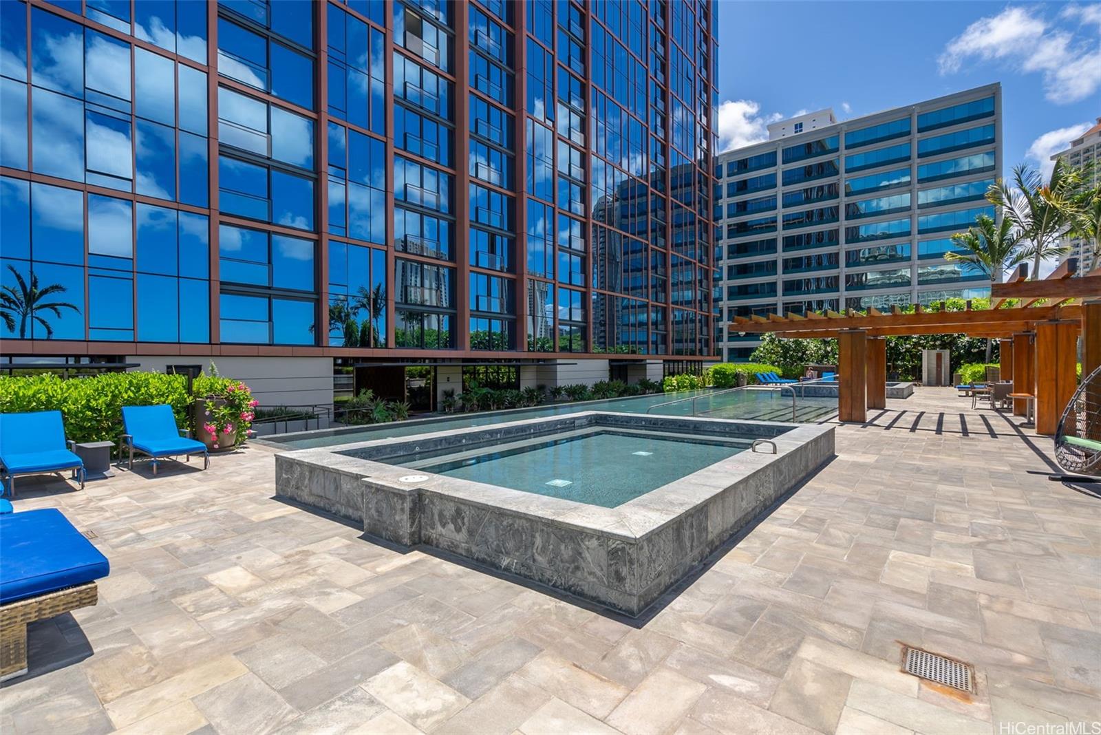1555 Kapiolani Boulevard  Unit 1800