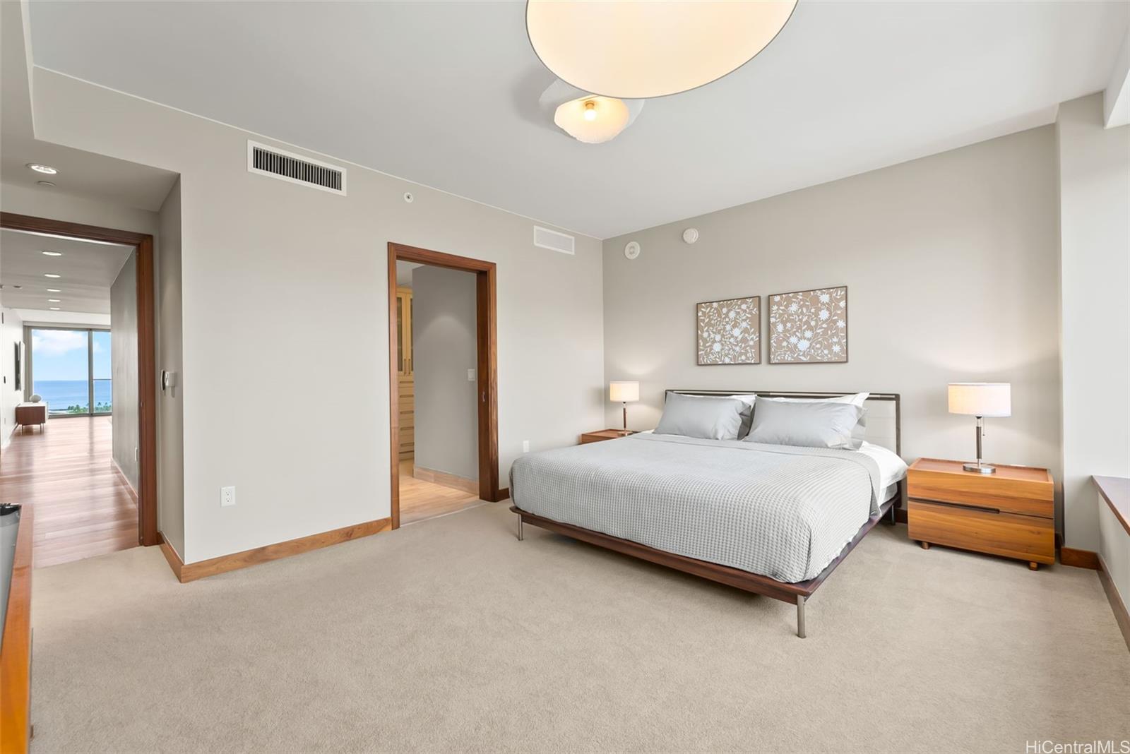 1555 Kapiolani Boulevard  Unit 1800