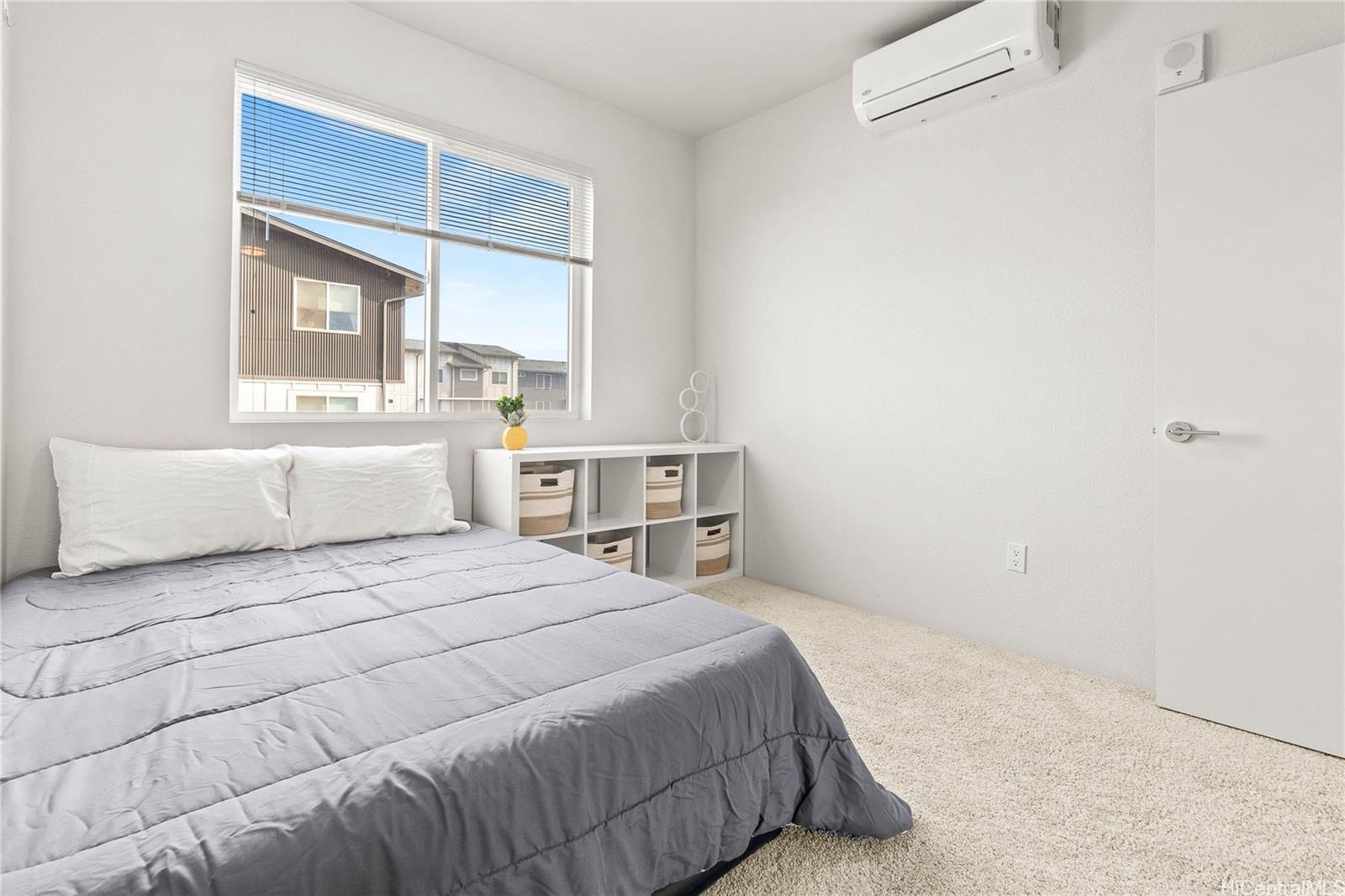 Photo 24 of 25