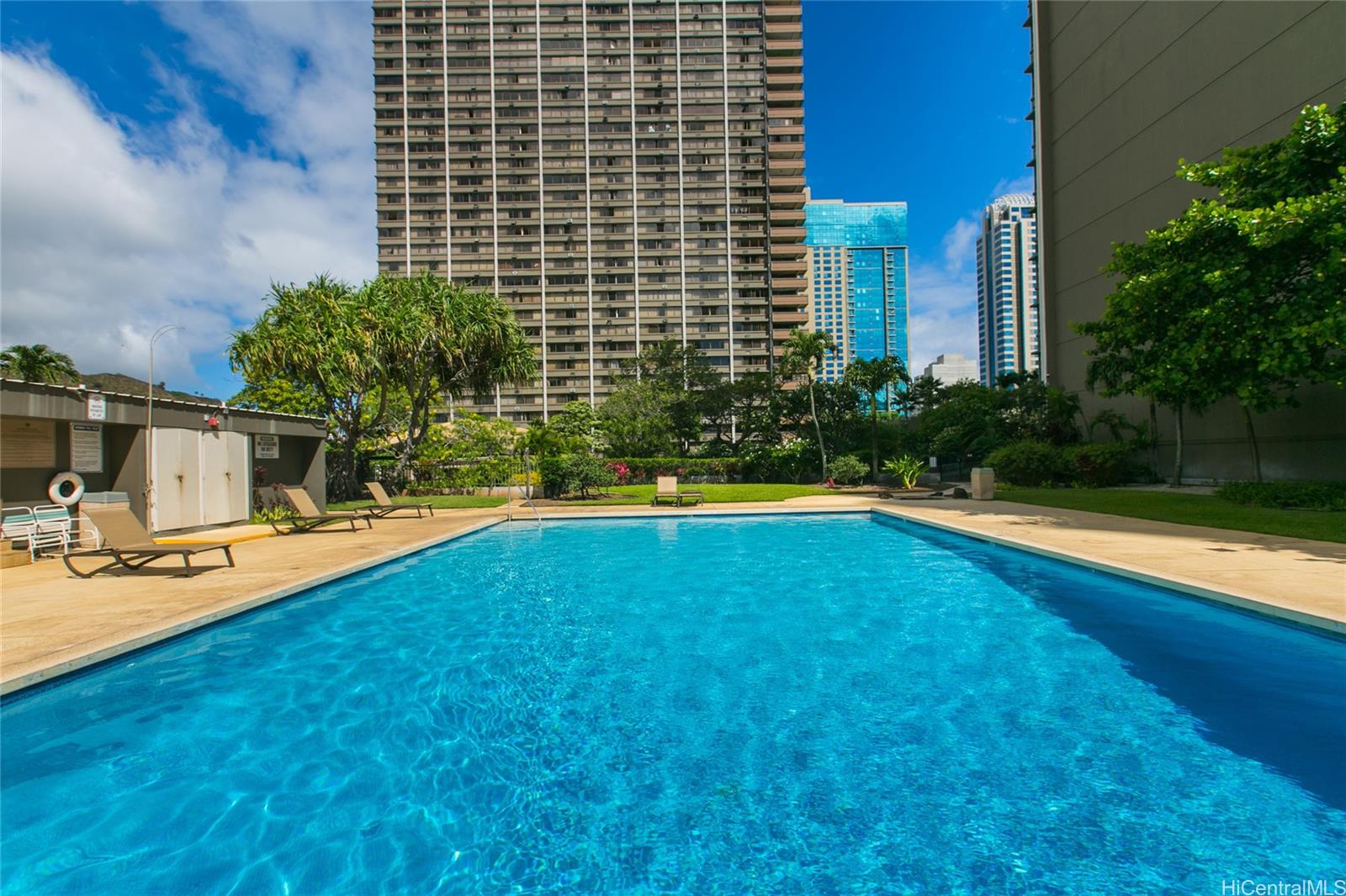 55 S Kukui Street  Unit D312