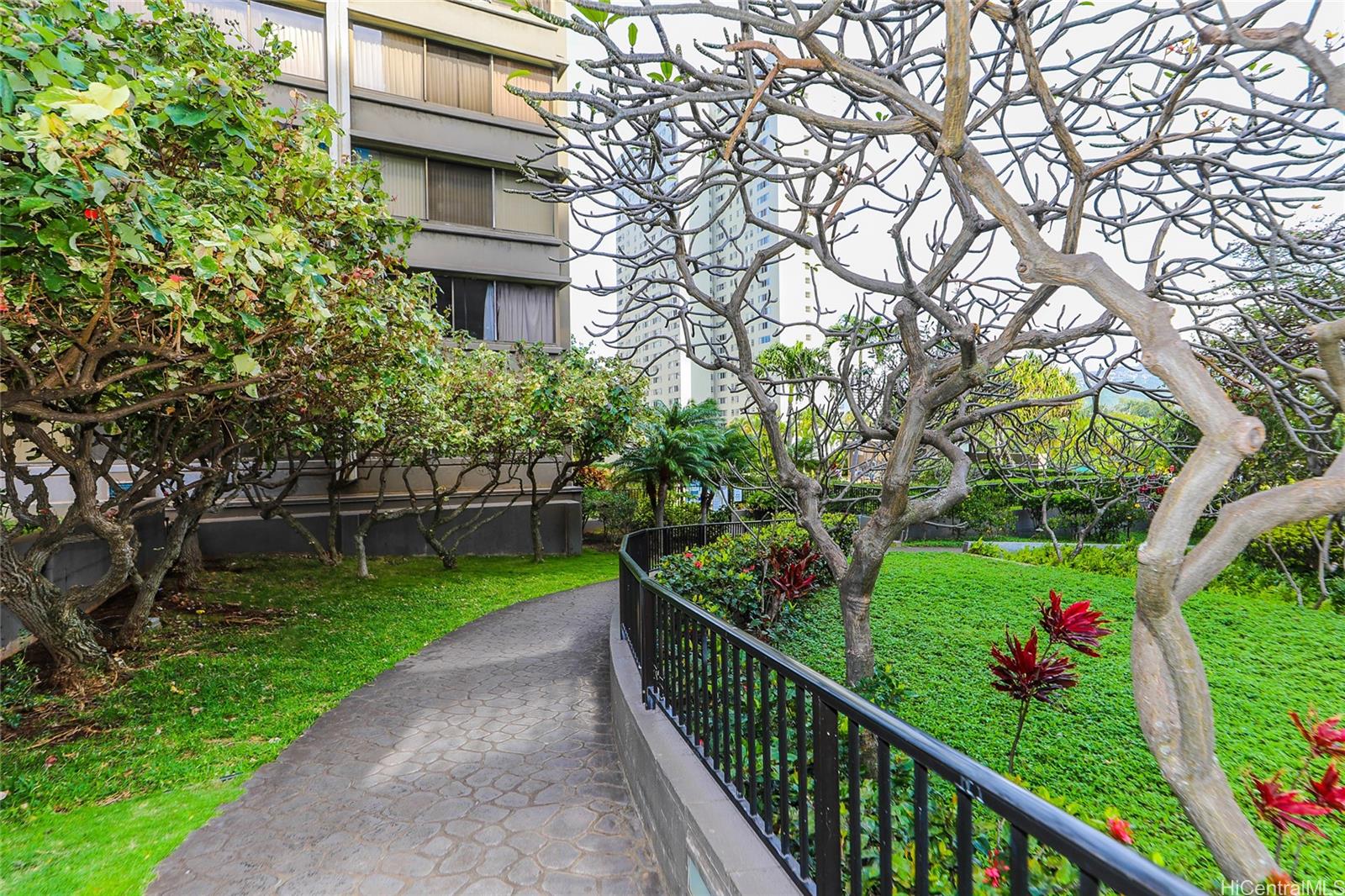 55 S Kukui Street  Unit D312