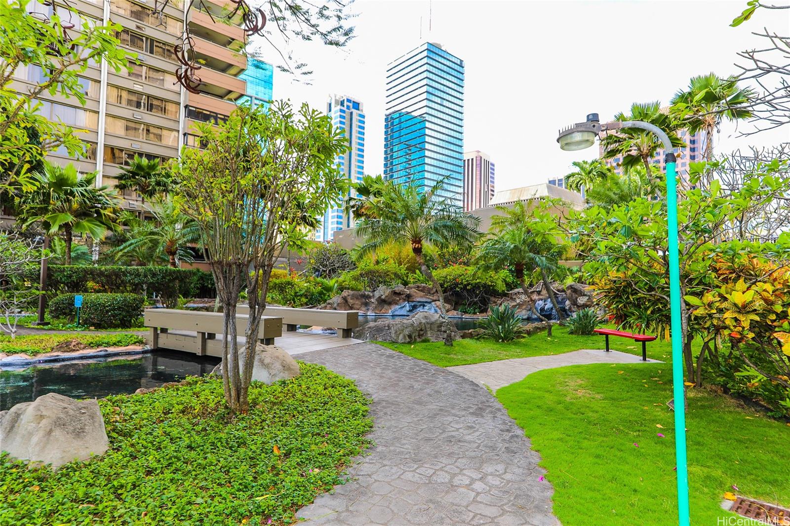 55 S Kukui Street  Unit D312