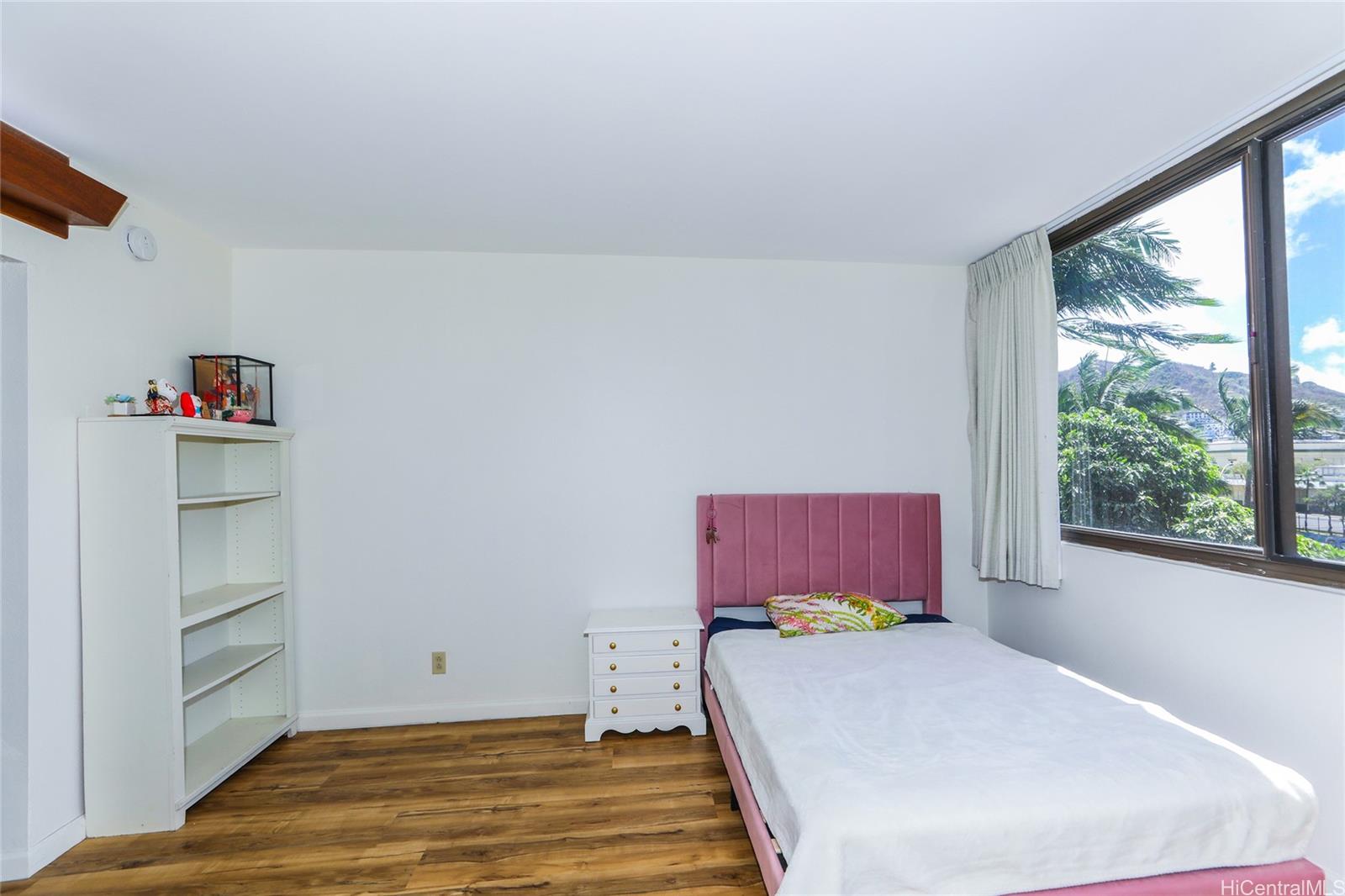 55 S Kukui Street  Unit D312