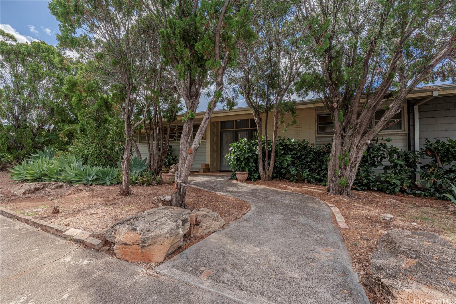 4117 Kaimanahila Street
