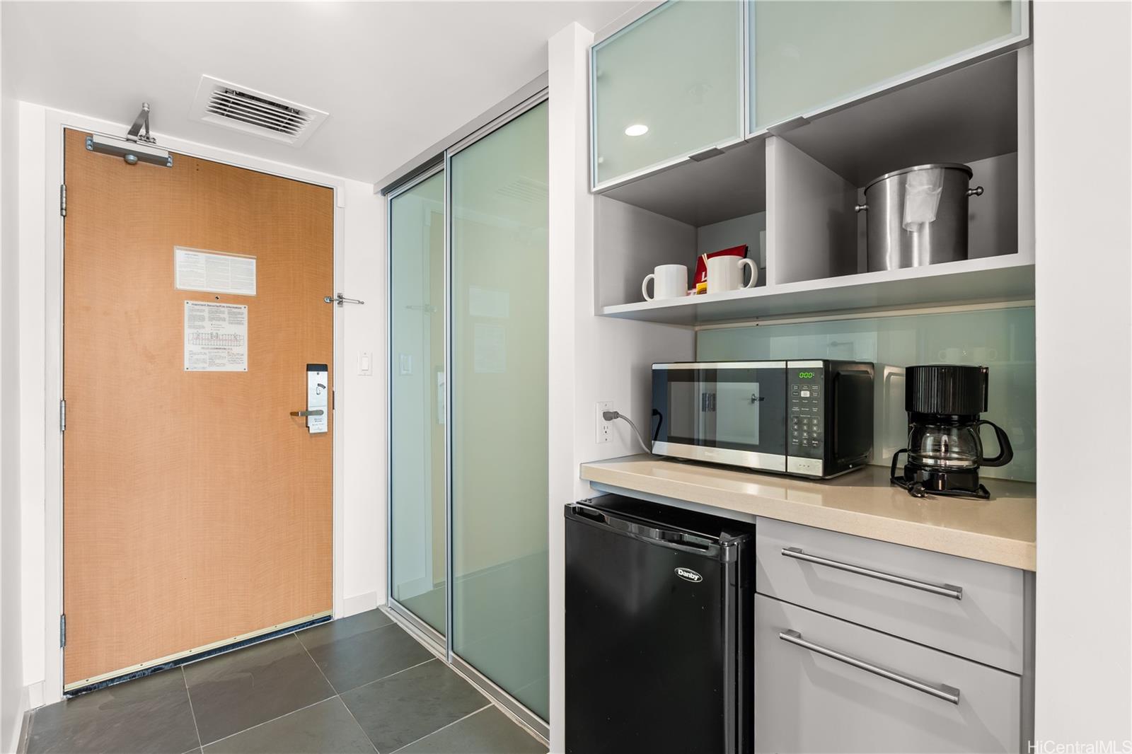 410 Atkinson Drive  Unit 1814