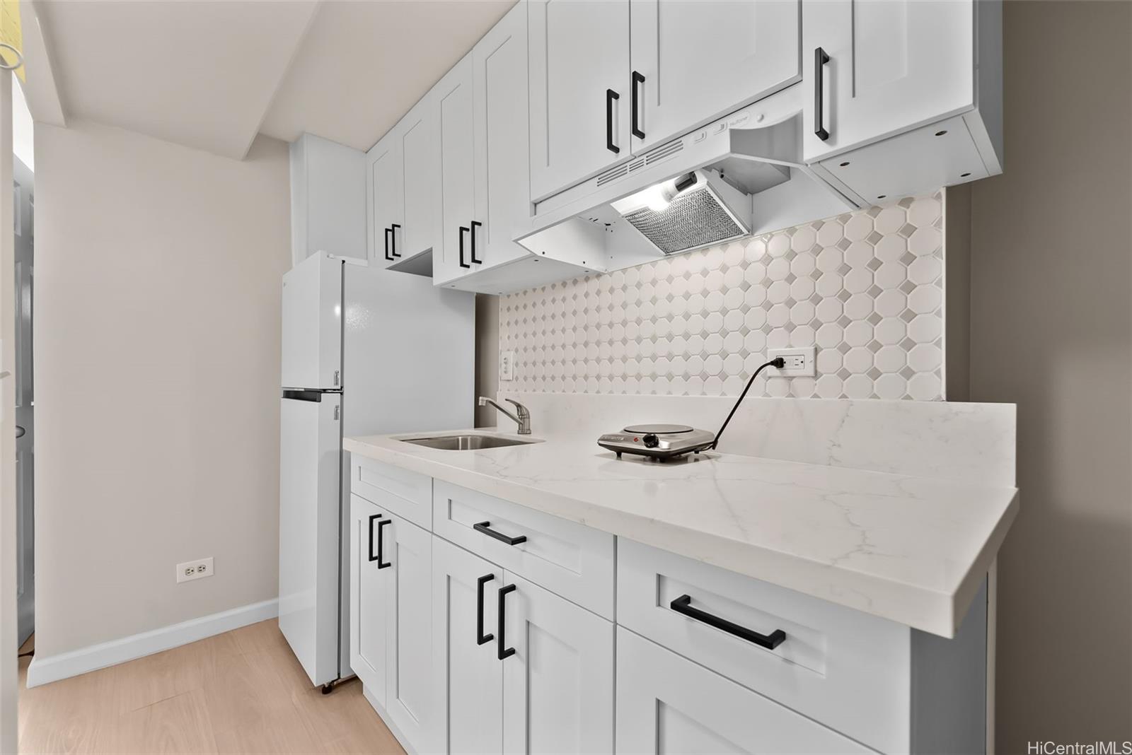 2525 Date Street  Unit 1303