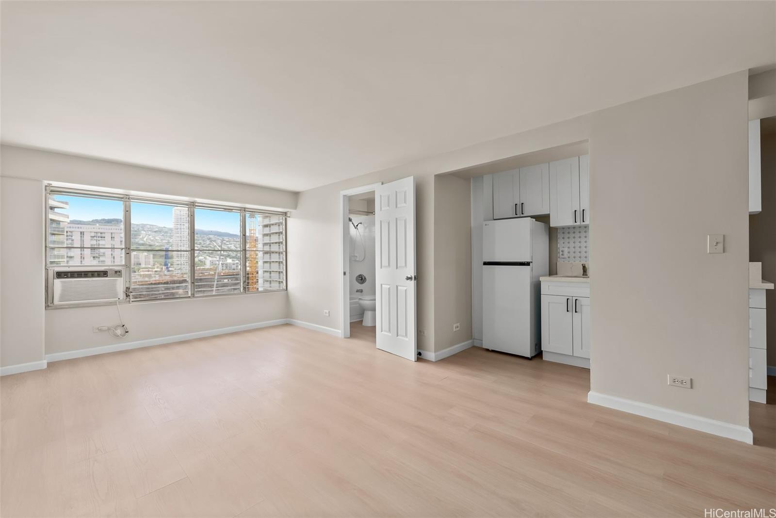 2525 Date Street  Unit 1303