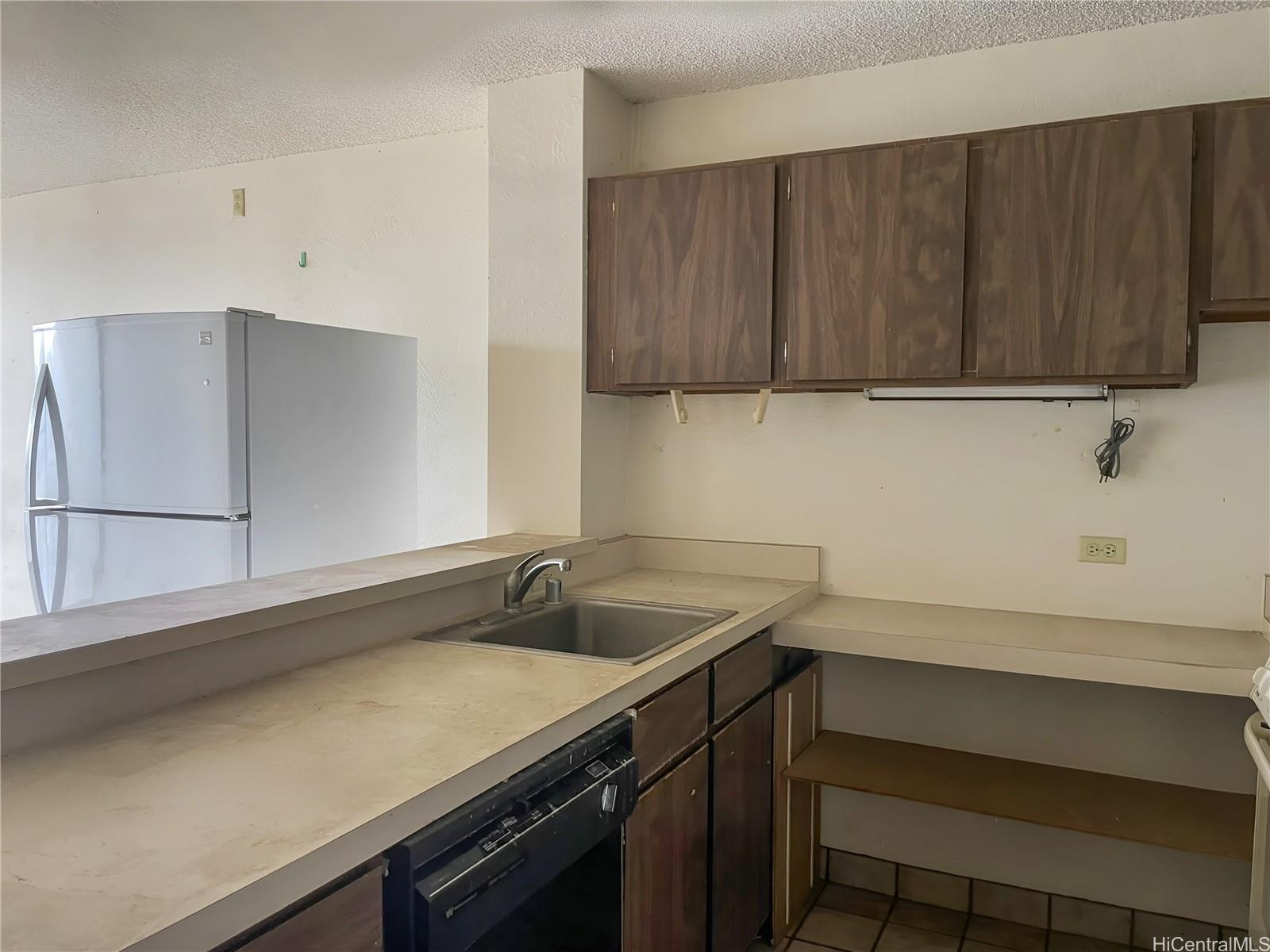 98-410 Koauka Loop  Unit 8A
