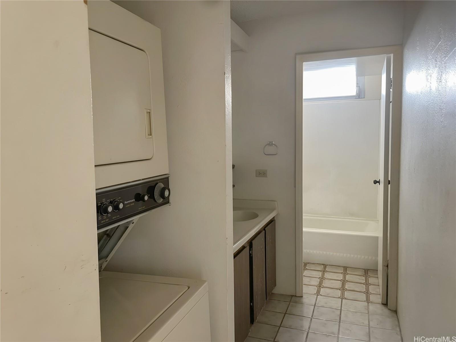 98-410 Koauka Loop  Unit 8A