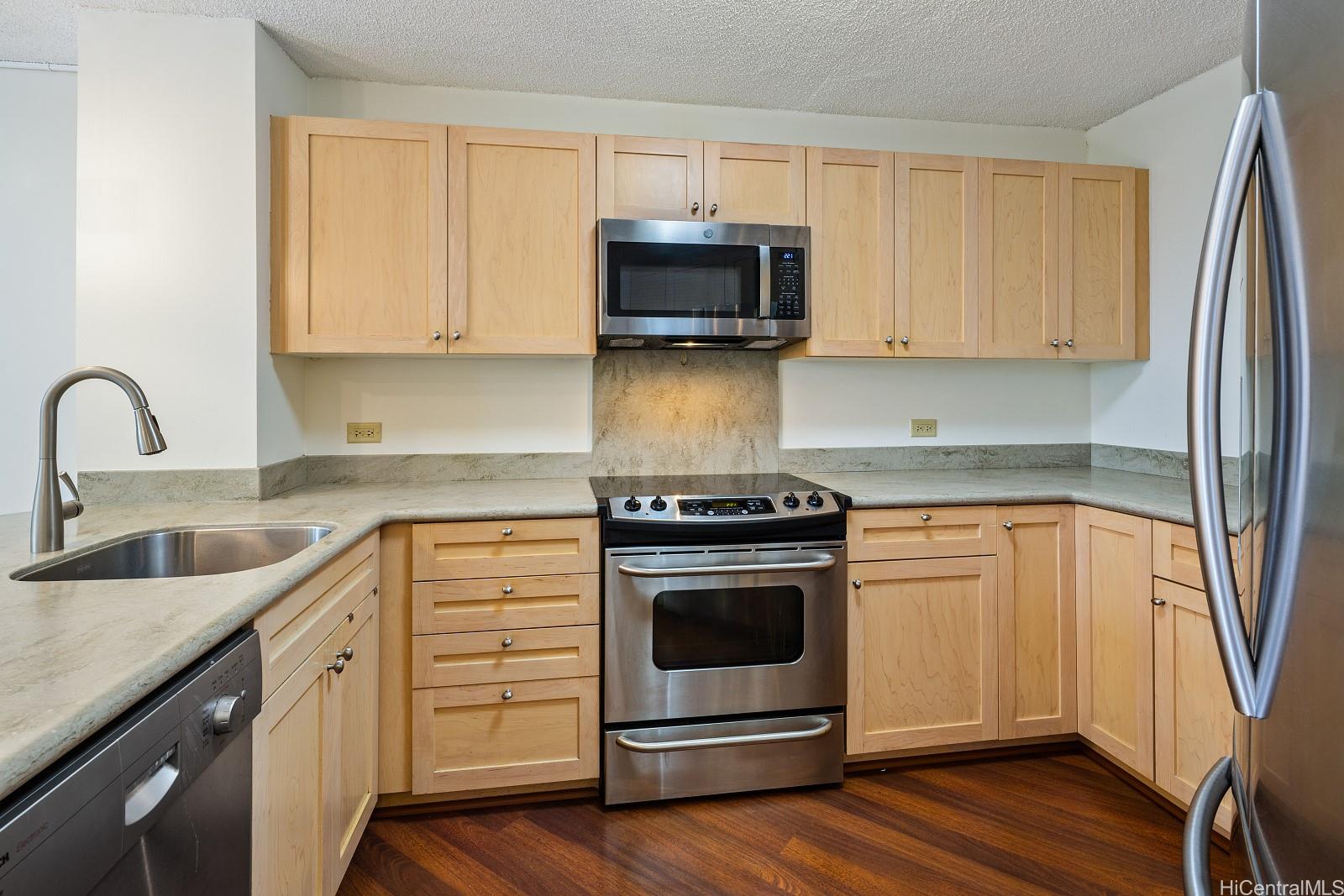 2101 Nuuanu Avenue  Unit I103