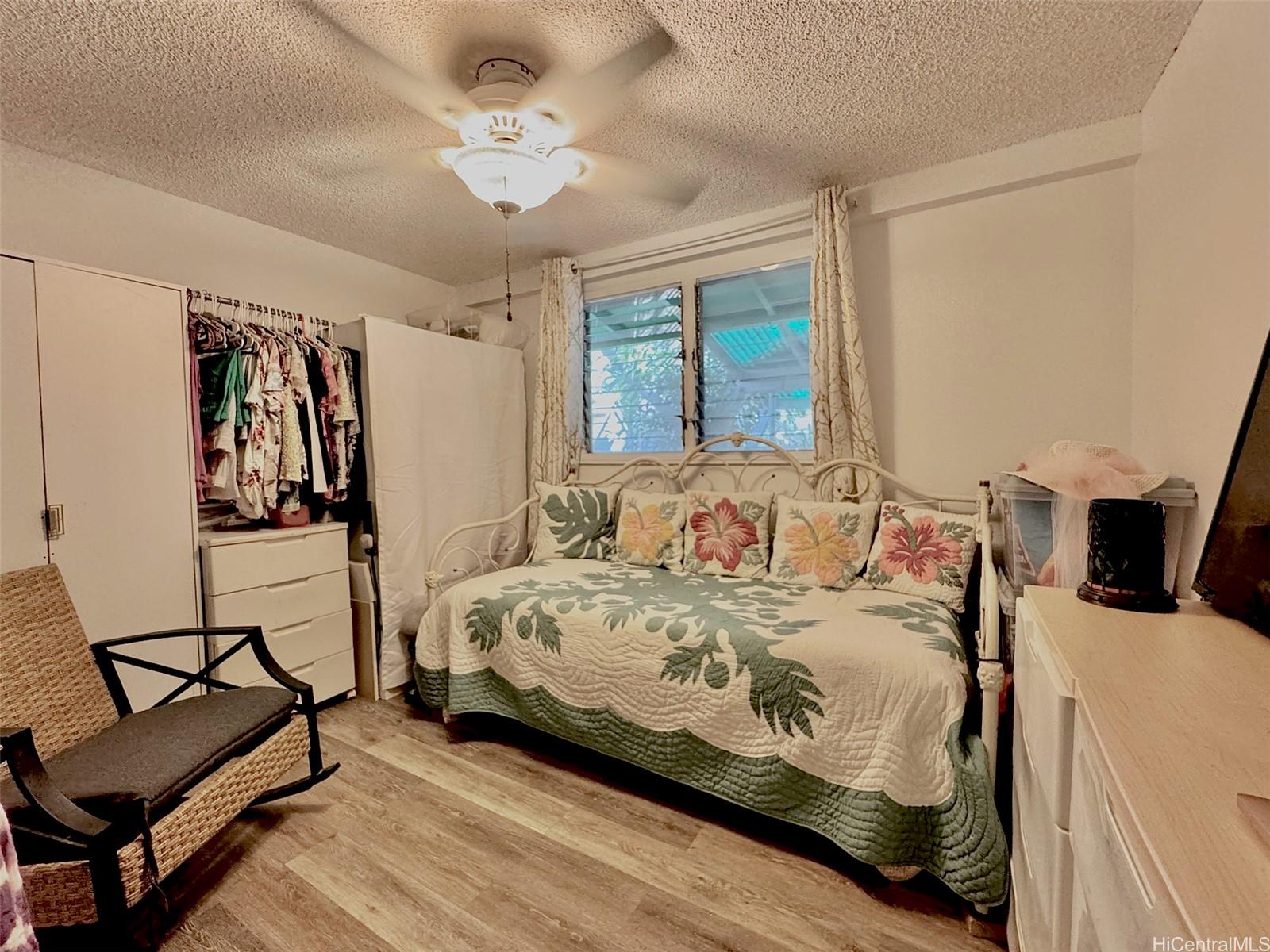 87-159 Kulaaupuni Street  Unit B