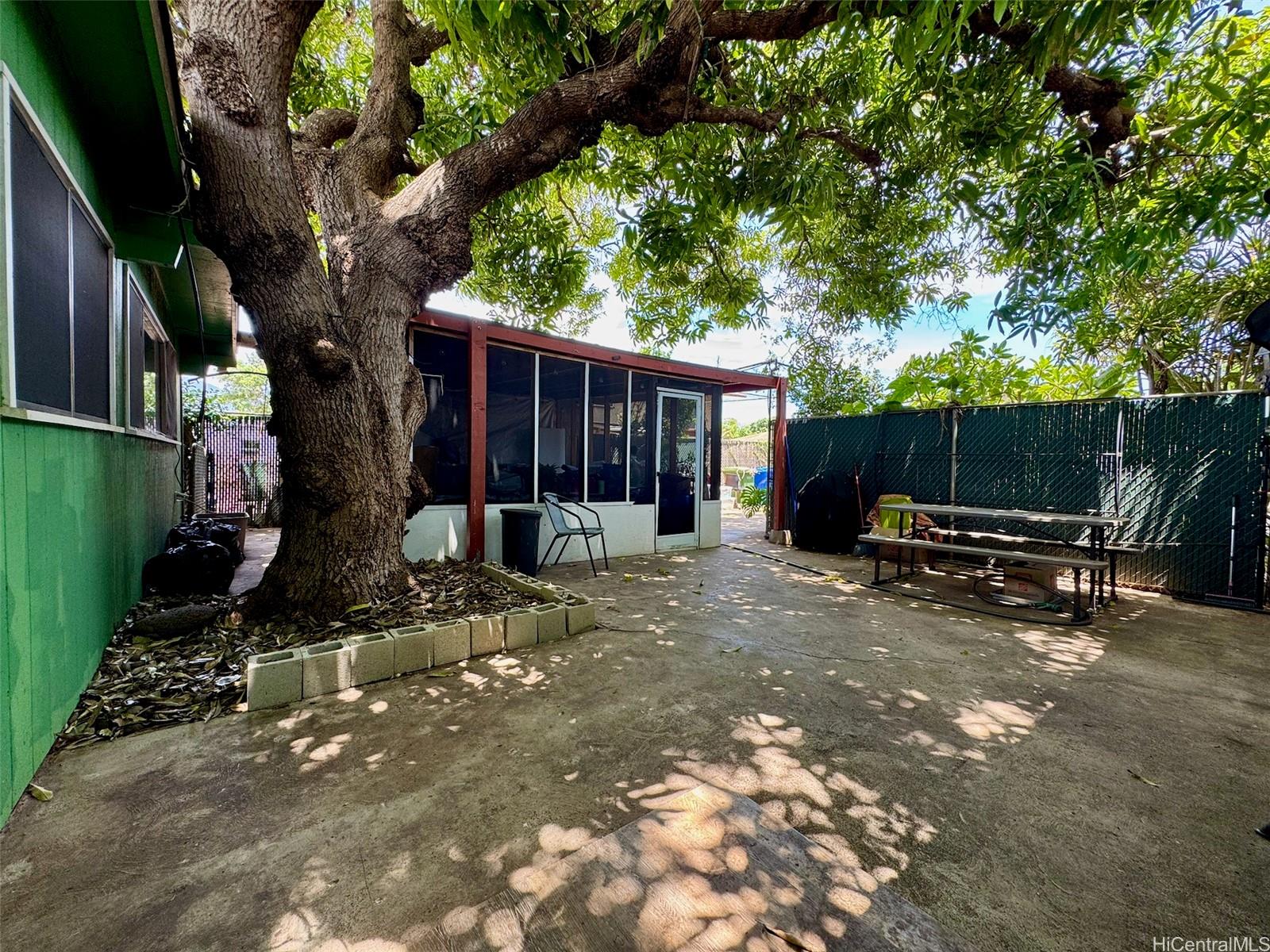 87-159 Kulaaupuni Street  Unit B
