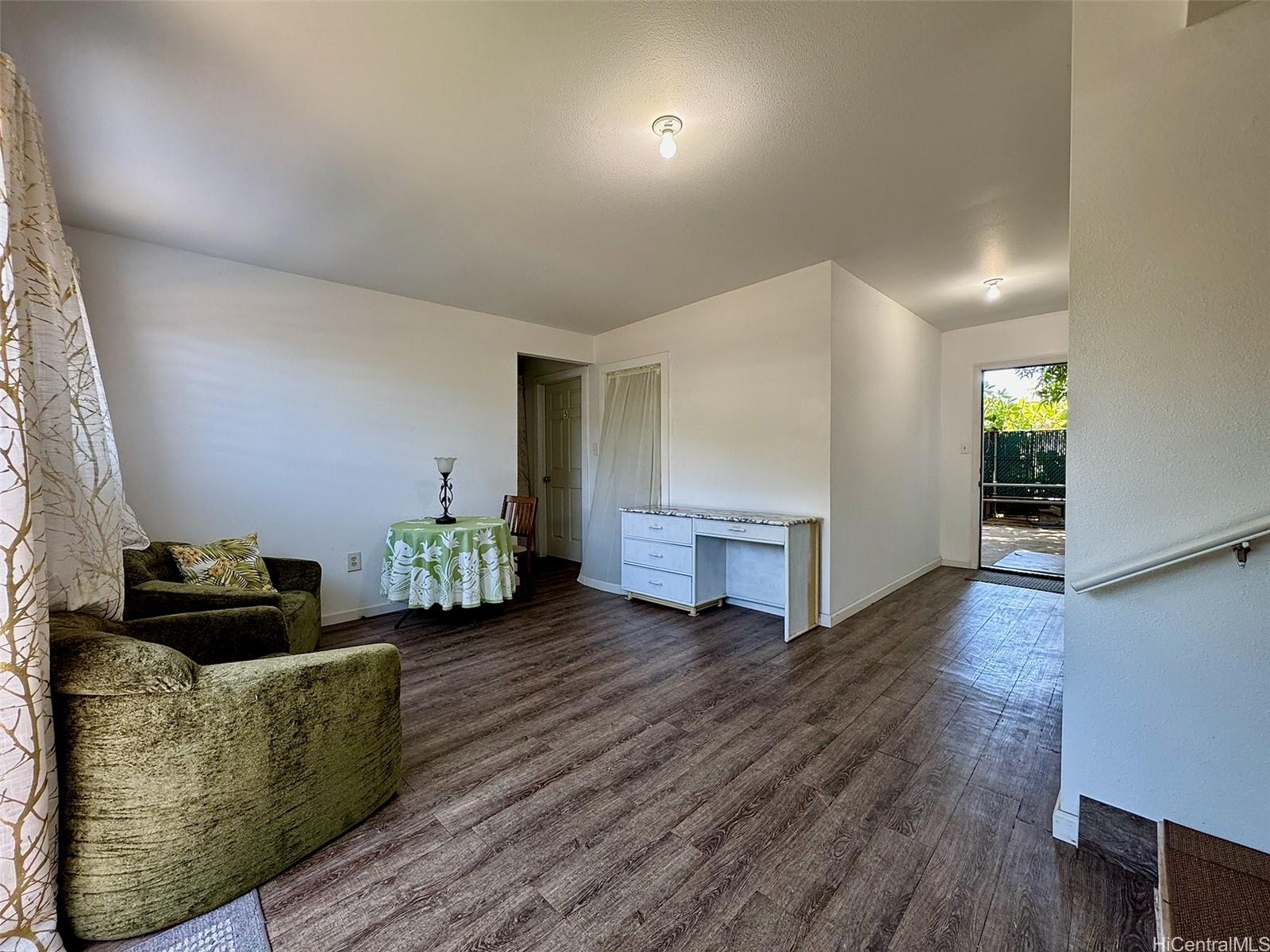 87-159 Kulaaupuni Street  Unit B