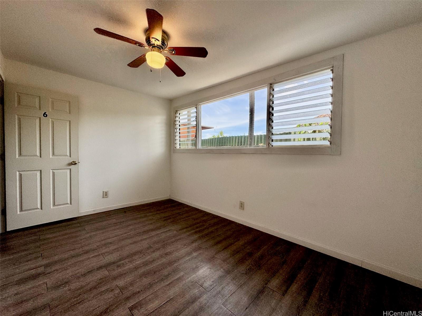 87-159 Kulaaupuni Street  Unit B