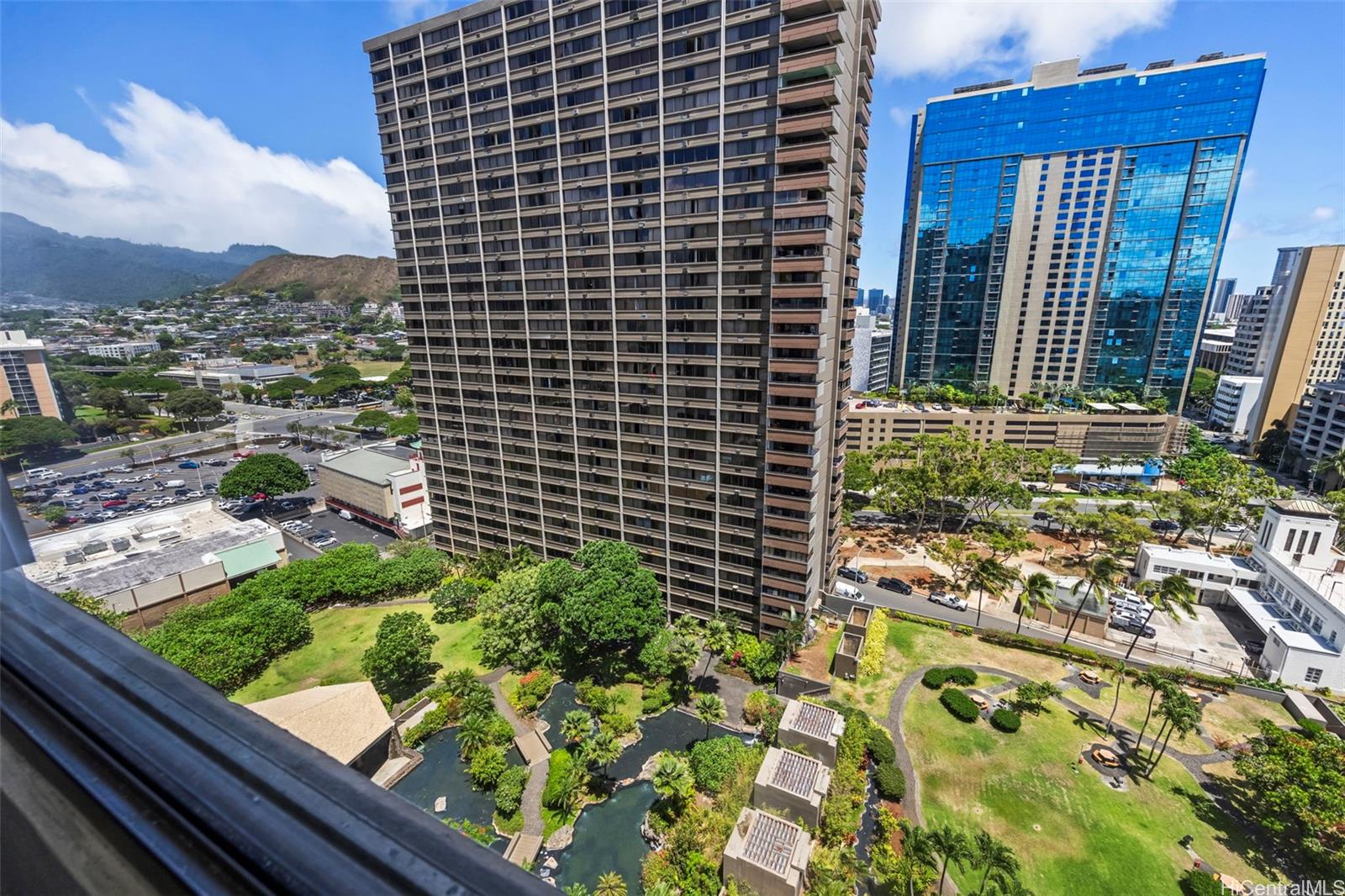 1255 Nuuanu Avenue  Unit 1913