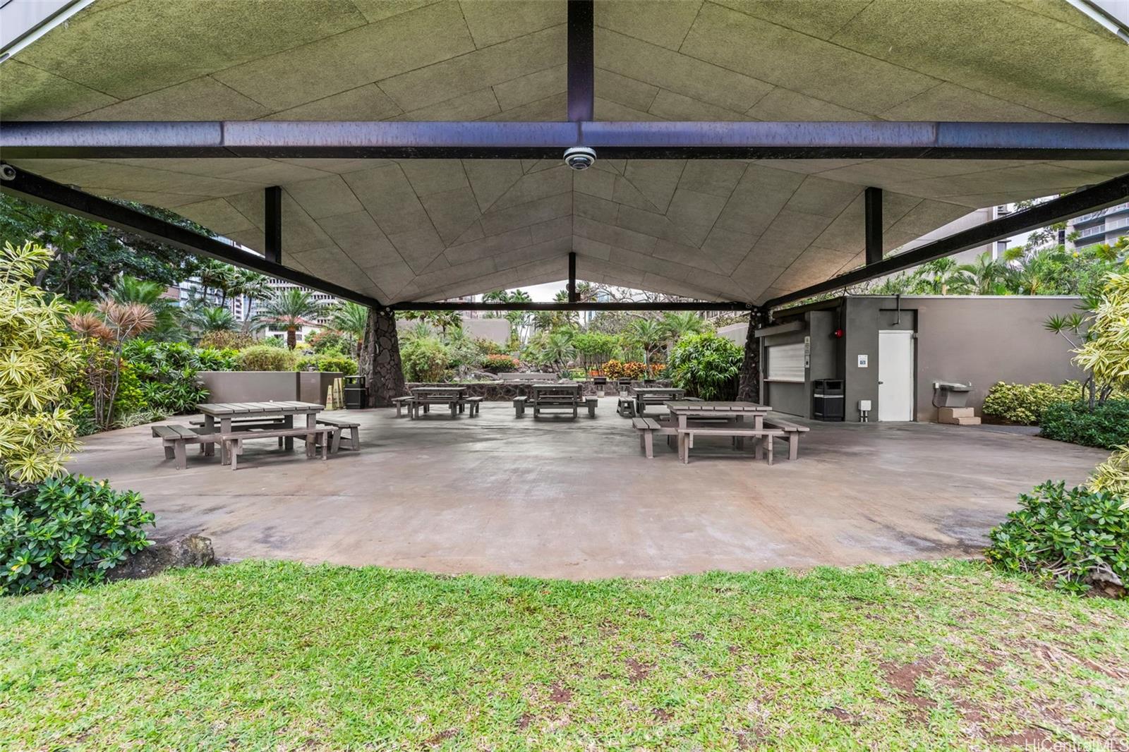 1255 Nuuanu Avenue  Unit 1913