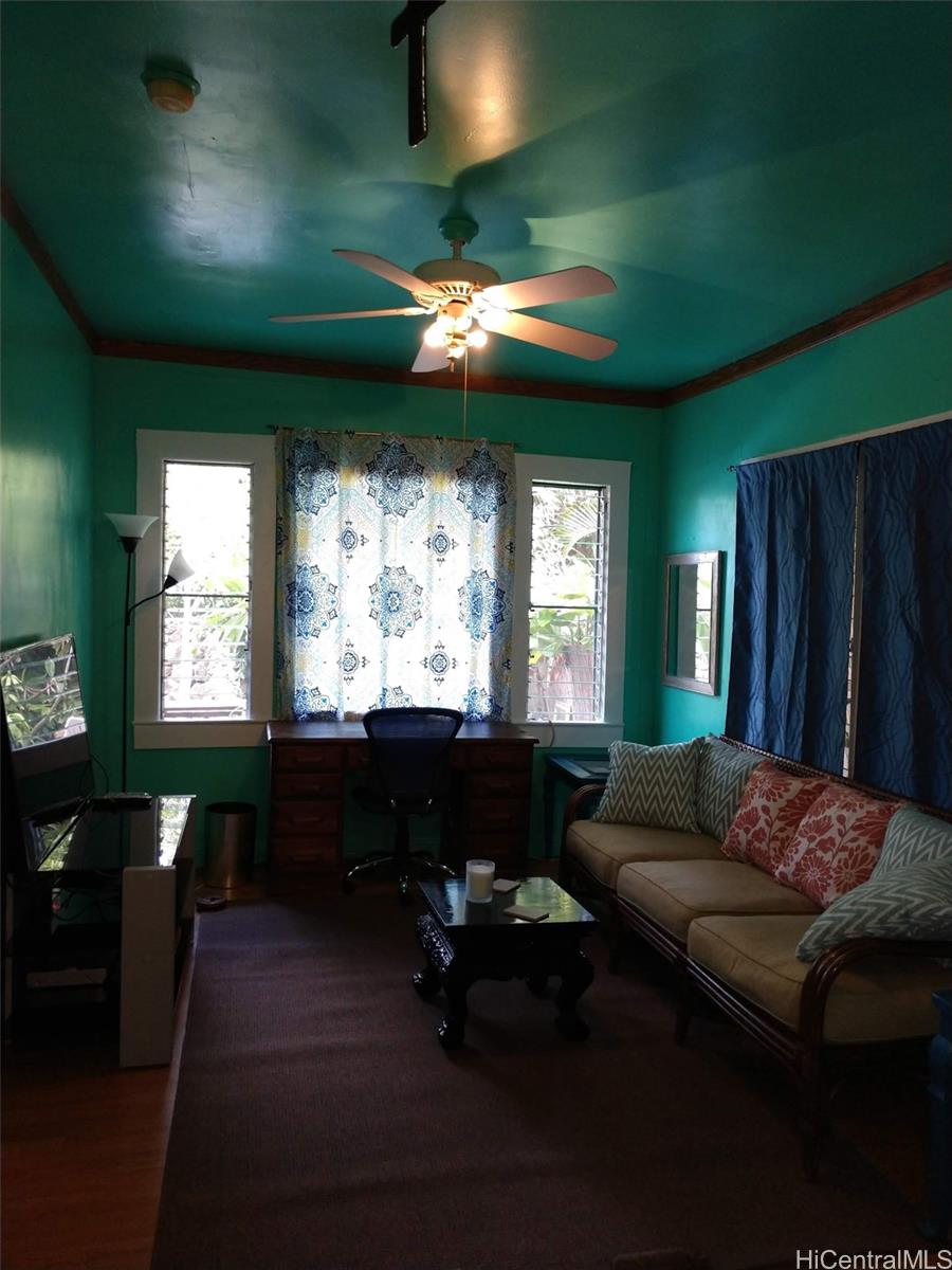 Photo 21 of 24