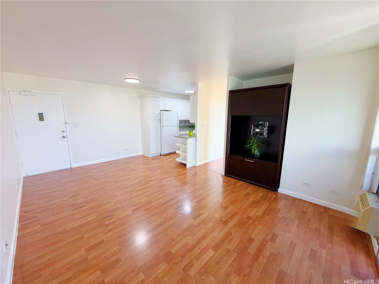 Photo 2 of 12
