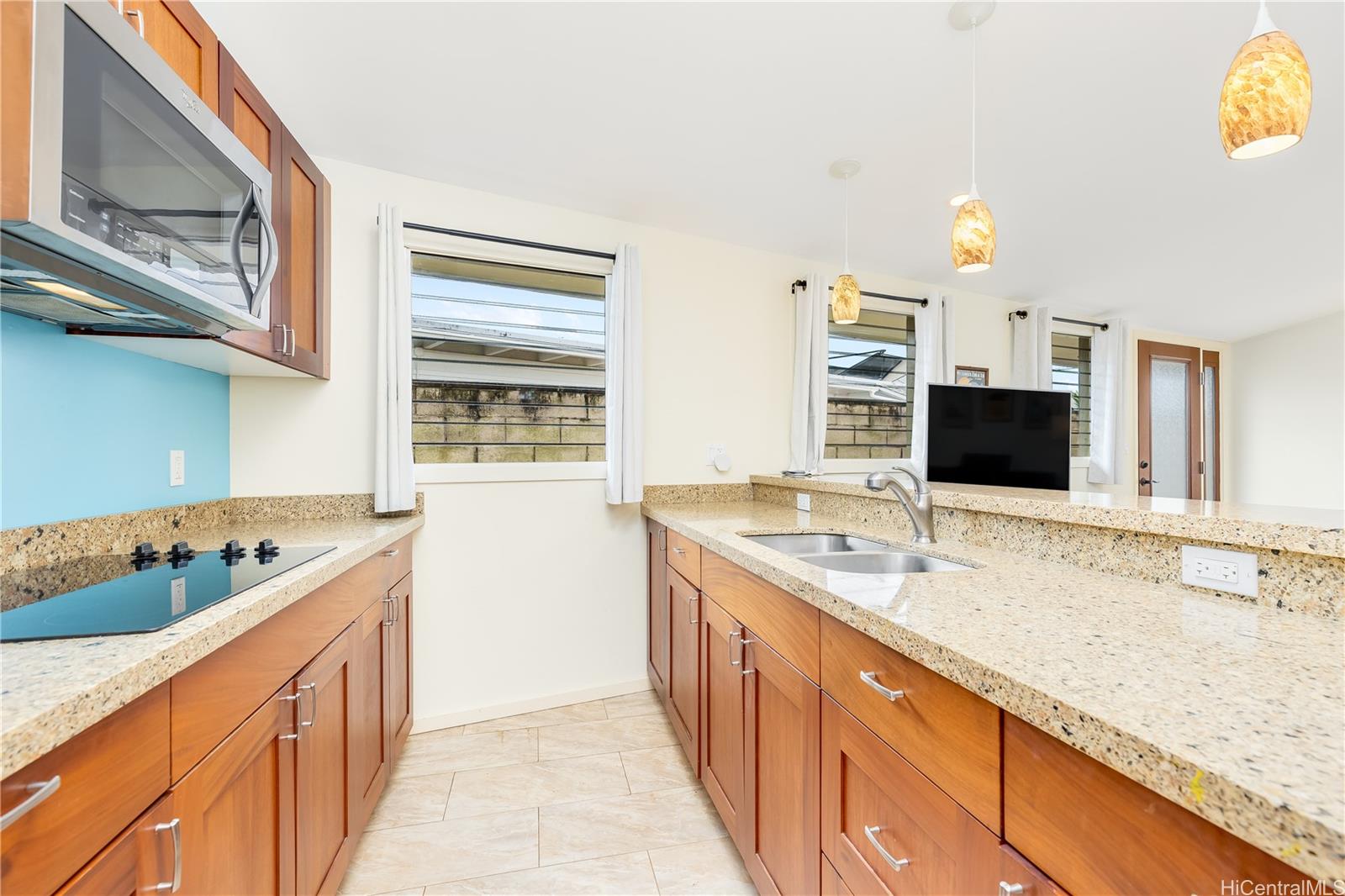 823 Halula Place