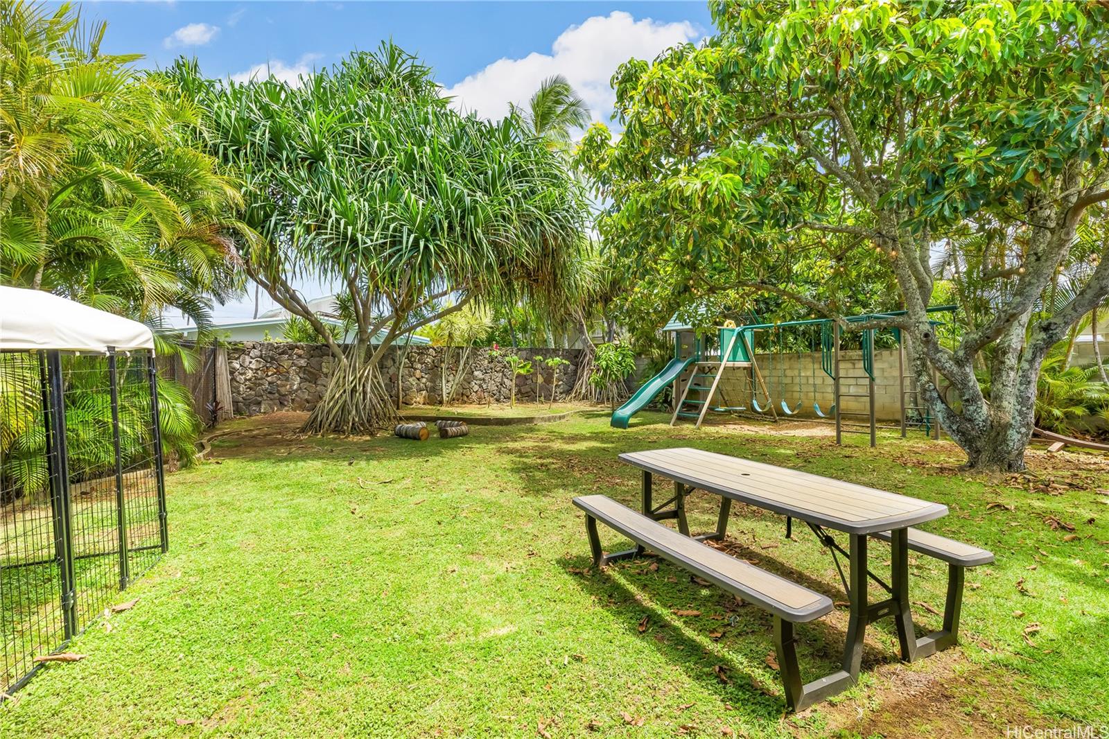 823 Halula Place