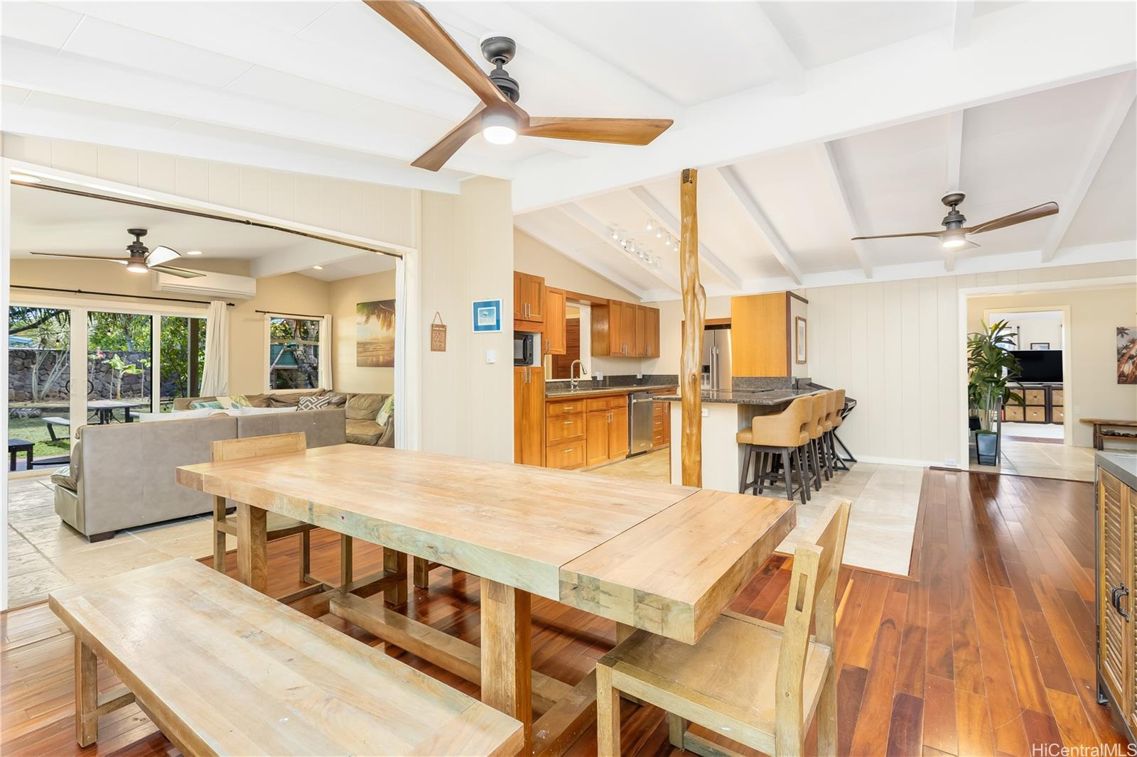 823 Halula Place
