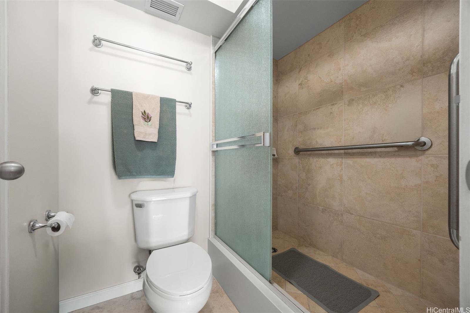 1212 Punahou Street  Unit 1008