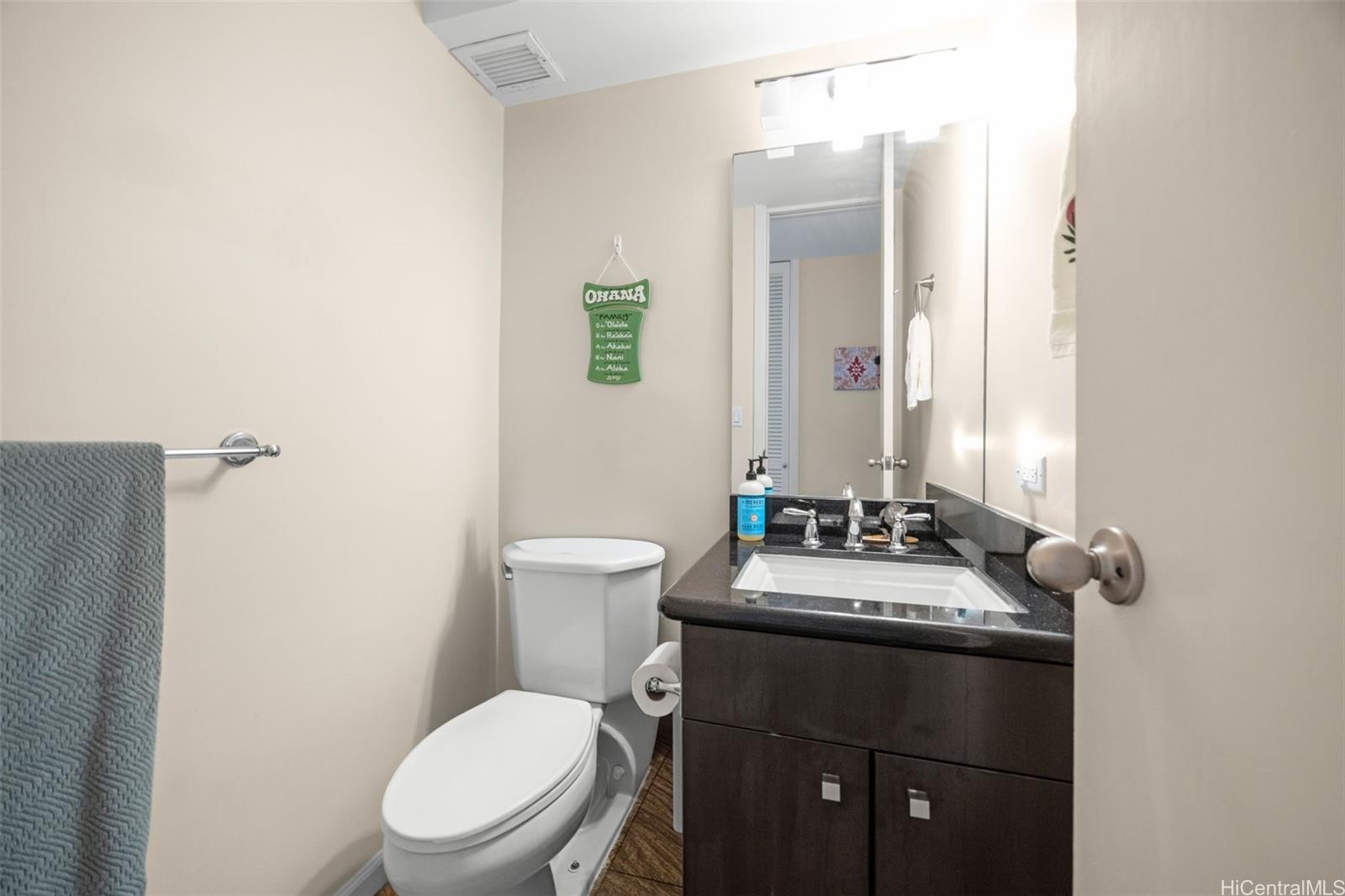 1212 Punahou Street  Unit 1008