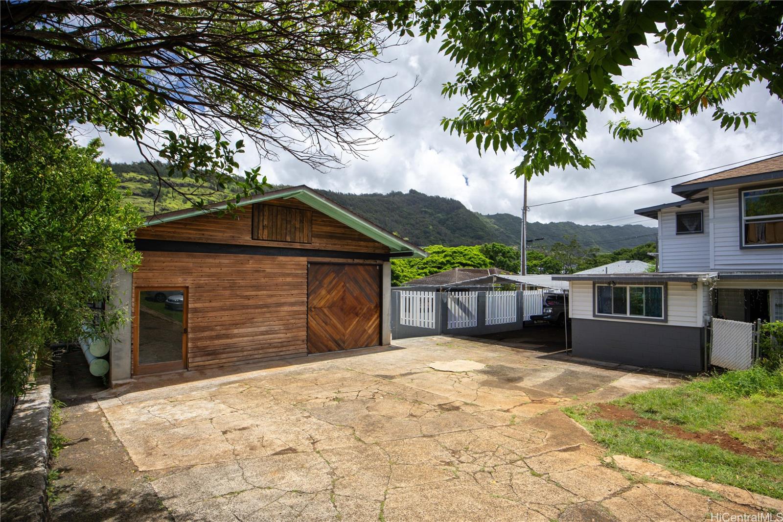 2308 Kalihi Street
