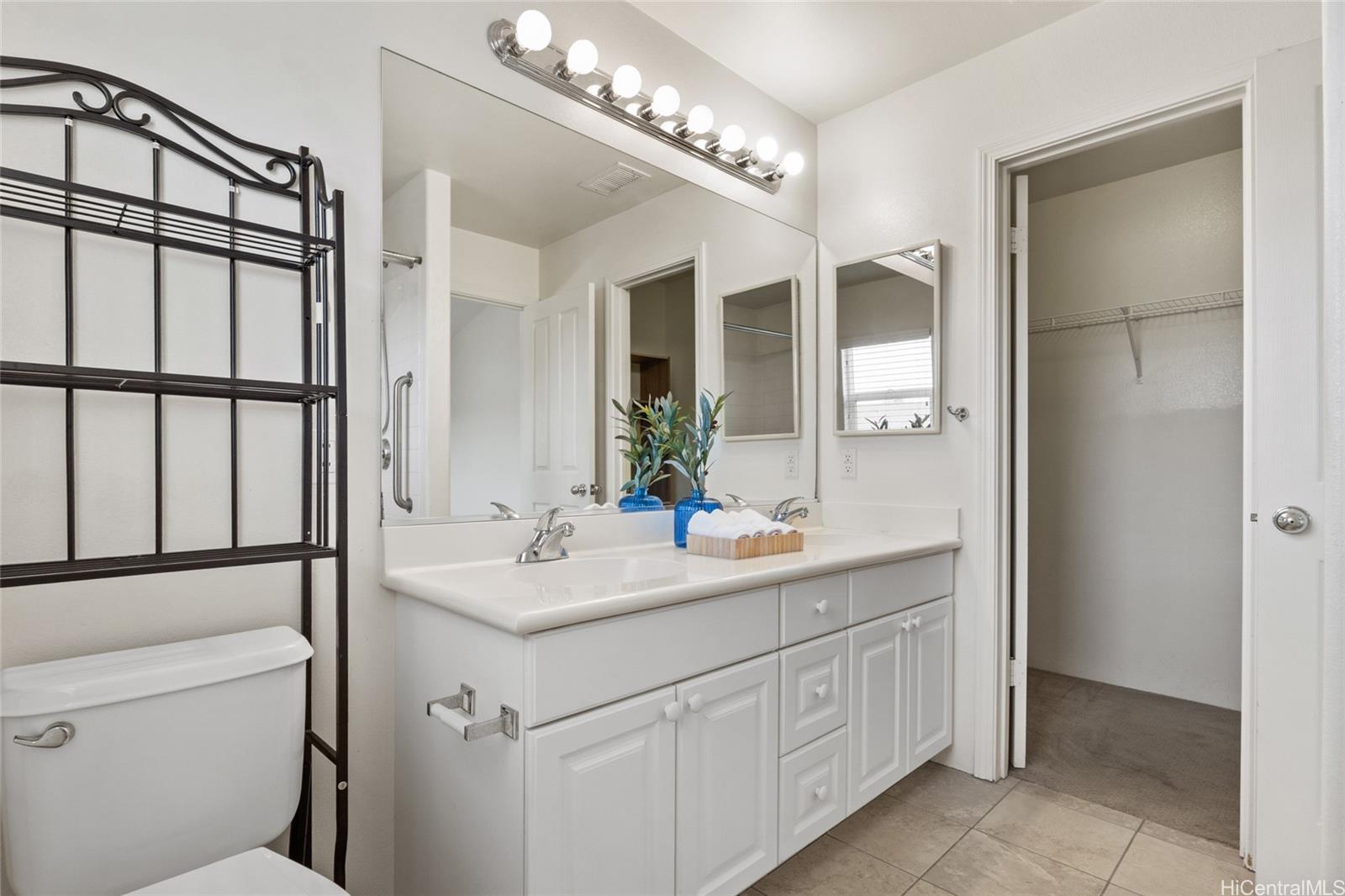 91-2084 Kaioli Street  Unit 3705