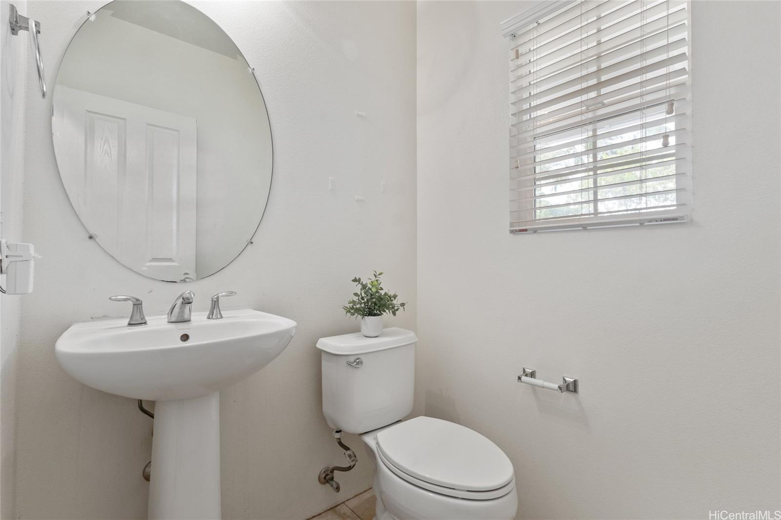 91-2084 Kaioli Street  Unit 3705