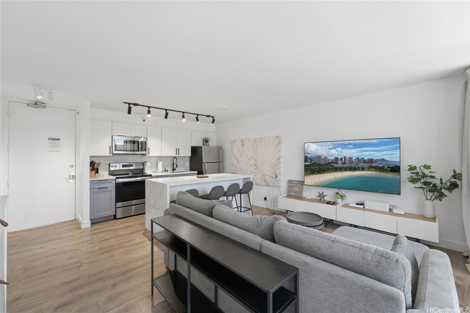 201 Ohua Avenue 911